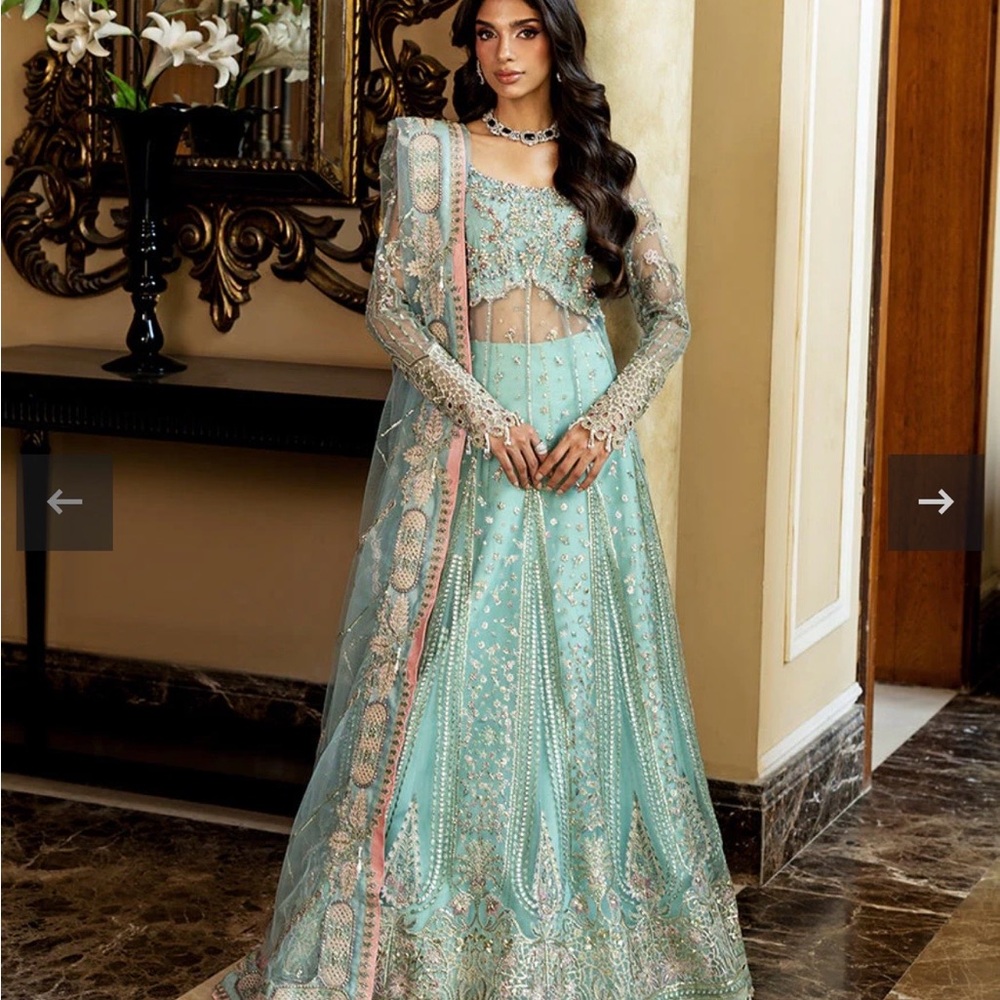Embroidered Mint Green Long Sleeve Formal Dress